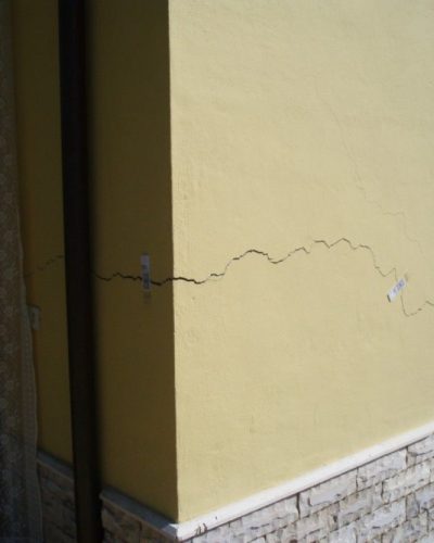 grietas en las paredes